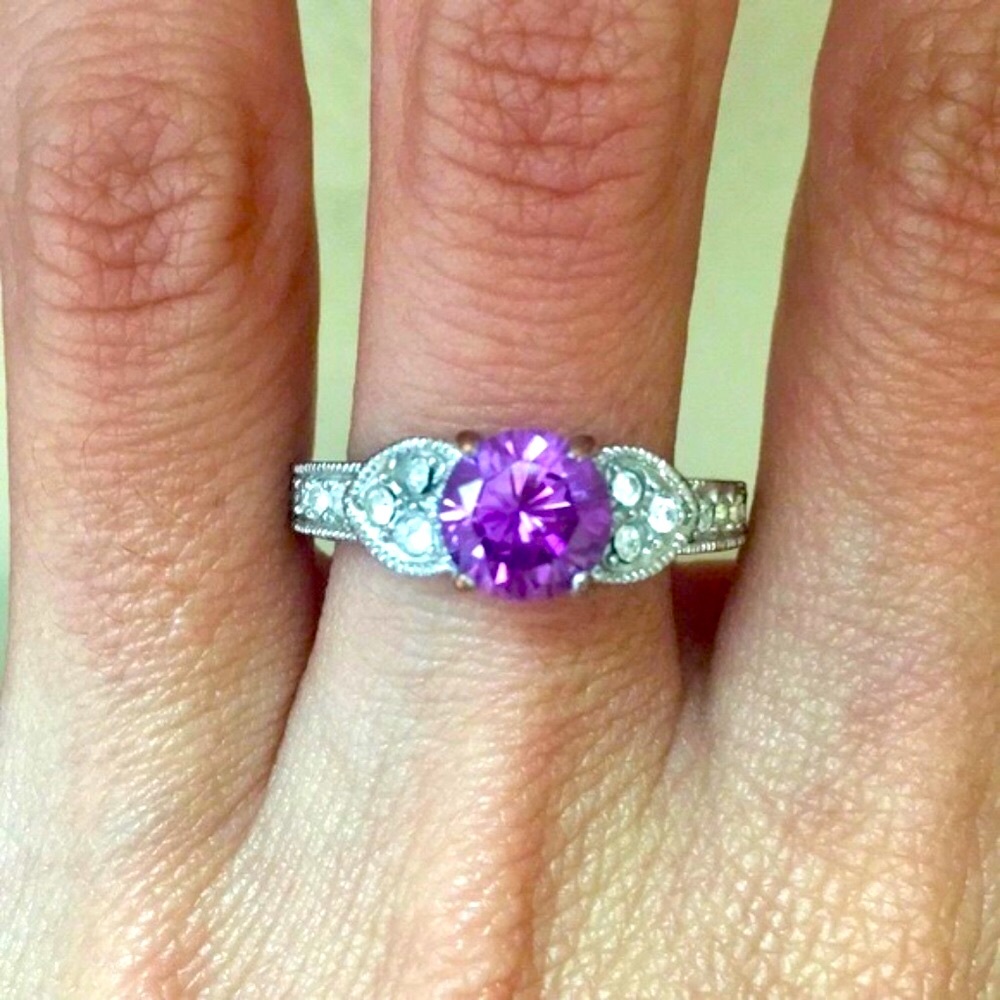 ❤️Gorgeous Amethyst Ring with Pave CZ Stones